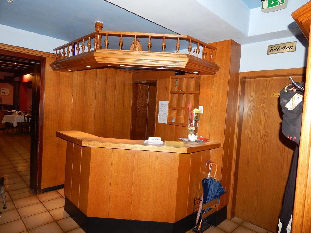 Hotel-Lindenhof Rauschenberg Buitenkant foto